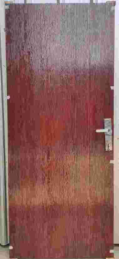 Pintu Baja Kodai TX-10 Kamar Utama Motif Tali Air Garis Salur