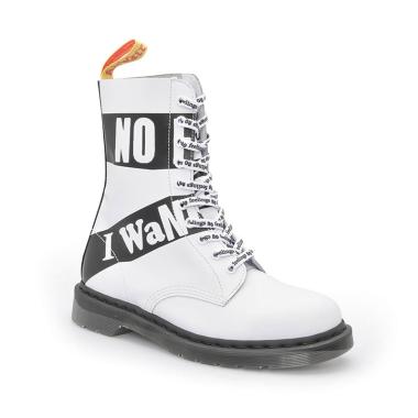 Jual Dr Martens 6 Eyelet Sepatu Boot Pria Black 101 Online Oktober 2020 Blibli Com