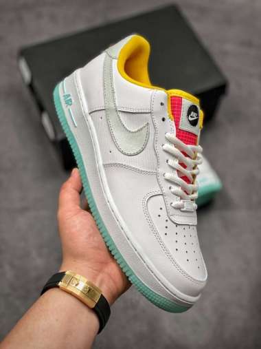 nike pastel green