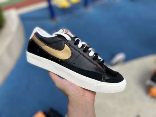 nike blazer low navy