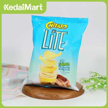 Promo Harga Chitato Lite Snack Potato Chips Salmon Teriyaki 68 gr - Blibli