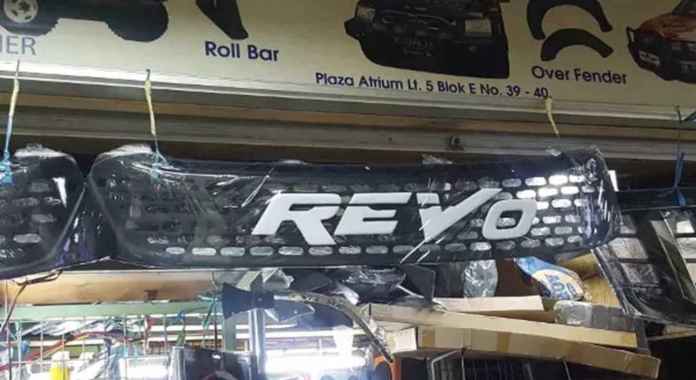 Grill New Hilux Revo 2015 - 2018 Chrome