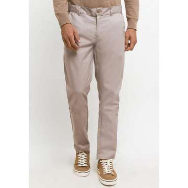 Harga Beige Chinos Pria Terbaru Maret 