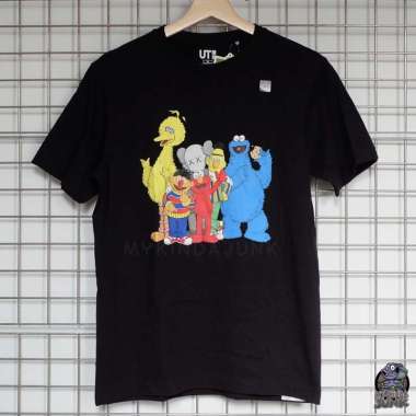 Harga Kaws X Uniqlo Sesame Terbaru Juli 