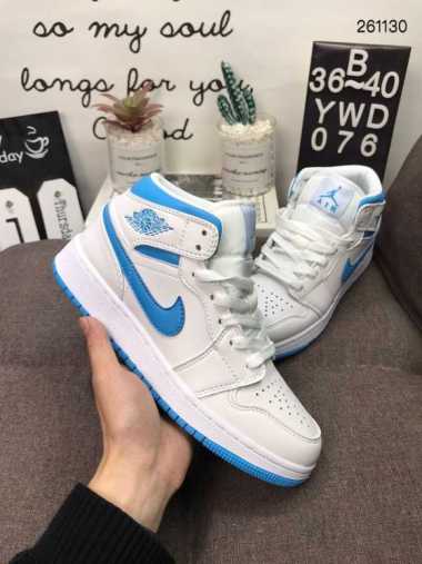 Jual Jordan 1 Mid Online Terbaru April 2022 - Blibli