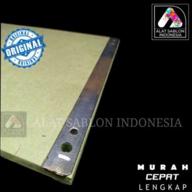 Papan Banting Sablon Papan Master Lubang Baut Topi Alat Sablon Multicolor