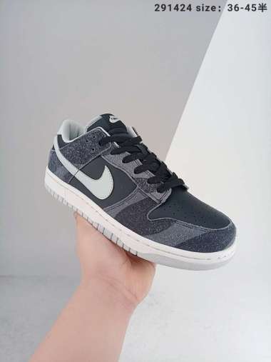 infant nike dunks black and white