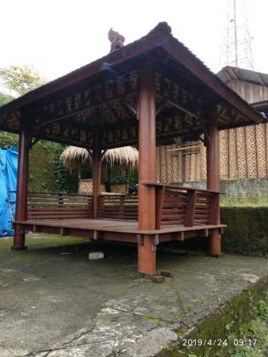 Saung Gazebo Kayu Kelapa ukuran 2x2 meter untuk jabodetabek all in