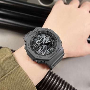 CASIO G-SHOCK Utility Color Carbon Core Guard Camo Black Original Jam Tangan Pria [GA 2100]