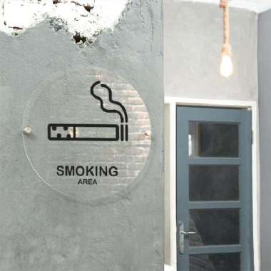 Papan Tanda Area Smoking - Akrilik Bening L 30 Cm Hitam