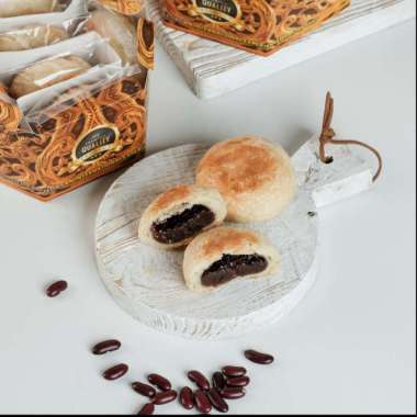 Pia Dewi Bali / Pia Bali Kacang Merah