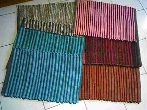 KESET KAIN PERCA KESET KAKI KESET MOTIF PELANGI KAIN KAOS PELANGI