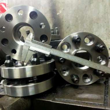 Adaptor Velg Mobil Ford Escape