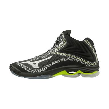 mizuno wave lightning 3