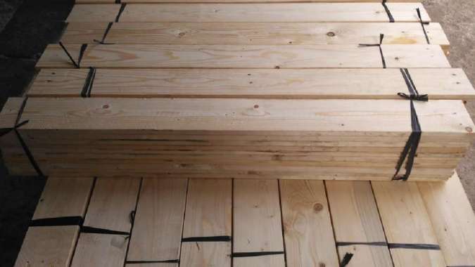 Kayu Serut Jati Belanda