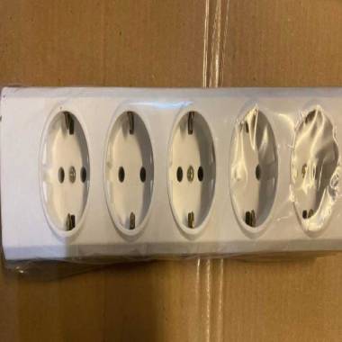 STOP KONTAK BROCO 5 LUBANG SOCKET BROCO 15350 TERMINAL KUNINGAN
