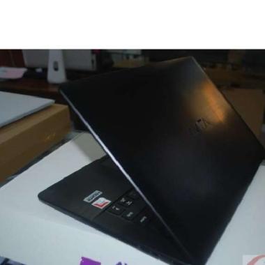 Laptop Avita Pura 14 AMD Core A9-9420E RAM 4GB SSD 256GB Radeon R5