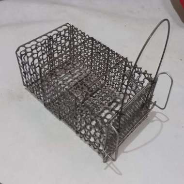 Perangkap tikus / jebakan tikus / mouse trap / alat penangkap tikus
