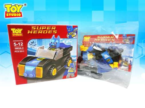 Toy Studio Batman + Car Blook Set
