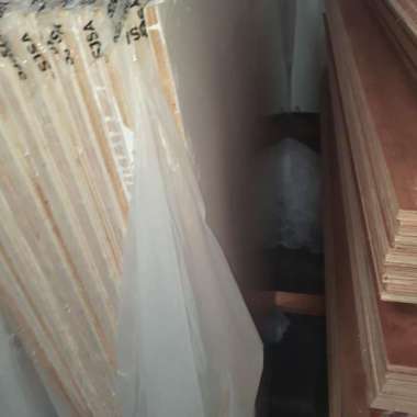 Triplek Melamin Trimin Papan 15mm 15 mm 120 x 240 cm 2 Sisi Putih Doff