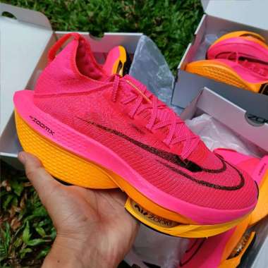 Nike hyper pink clearance