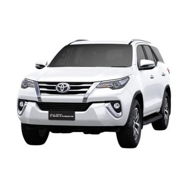 Toyota New Fortuner 4x2 2.4 VRZ DSL LUX Mobil - Super White Toyota New Fortuner 4x2 2.4 VRZ DSL LUX Mobil - Super White