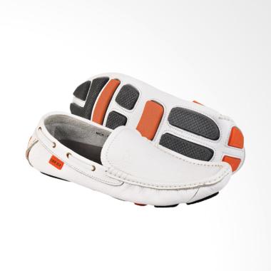 CBR Six Slip On Shoes Sepatu Slip On Pria [CBX-HMC 512]