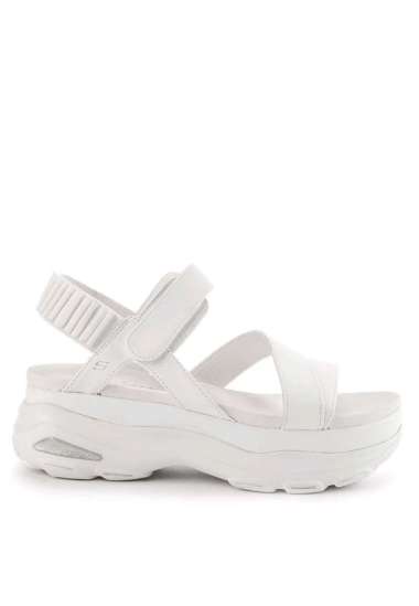 skechers max cloud