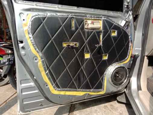 Peredam Suara 4 Pintu Mobil Nissan Terrano Kingsroad