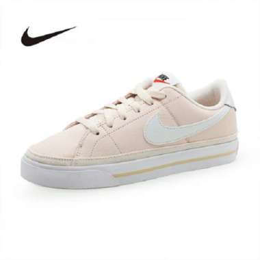 female nikes