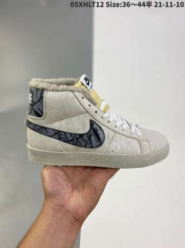 Jual Sepatu Nike Blazer Sneakers Terbaik Februari 2022 - Harga Murah \u0026  Gratis Ongkir - Blibli