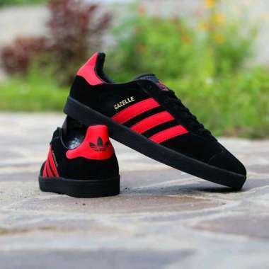 adidas gazelle cloud white