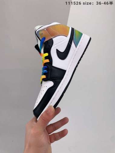 Jual Air Jordan 1 Mid Top 3 Online Terbaru Mei 2022 - Blibli