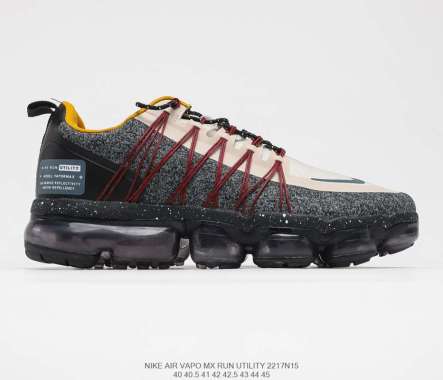 祝開店!大放出セール開催中】 NIKE size28.5 UTILITY RUN VAPORMAX 特集の通販 size28.5 UTILITY RUN VAPORMAX AIR NIKE スニーカー