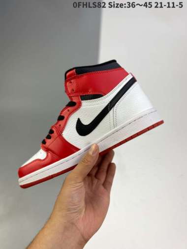 Jual Nike Air Jordan Chicago Terlengkap \u0026 Original - Harga Murah Juni 2022  | Blibli