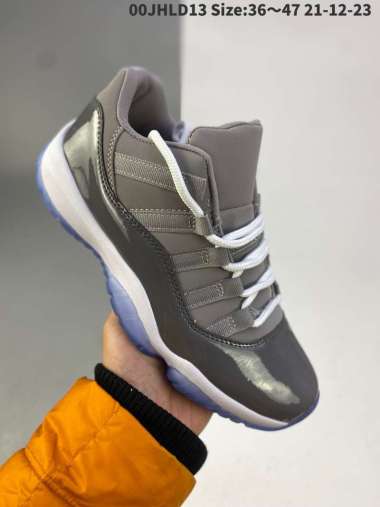 size 11 men's nike air jordan xi shoes