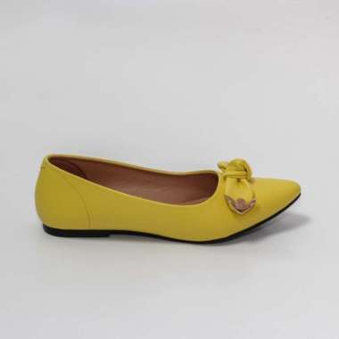 full yellow shoes