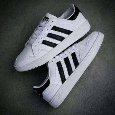 Jual Adidas White Shoes Terbaru - Harga 