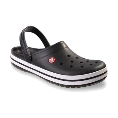 who sells croc shoes