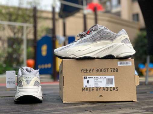 yeezy 700s v3