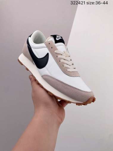 nike daybreak mint green