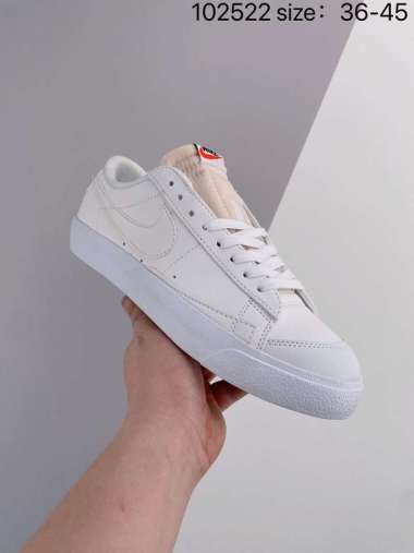 Jual Sepatu Nike Blazer Online Terbaru Mei 2022 - Blibli