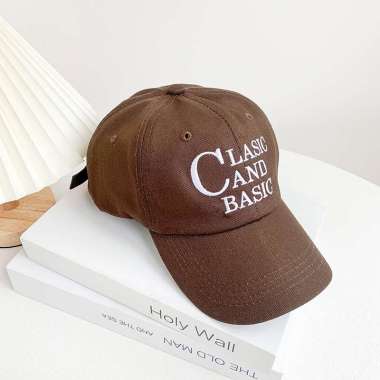 Baseball cap : CLASSIC & BASIC - Topi Baseball Topi Pria Topi Wanita Topi Olahraga One Size BROWN