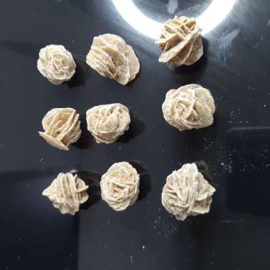 SELENITE DESERT ROSE BERAT 7-8 GRAMS PER PCS