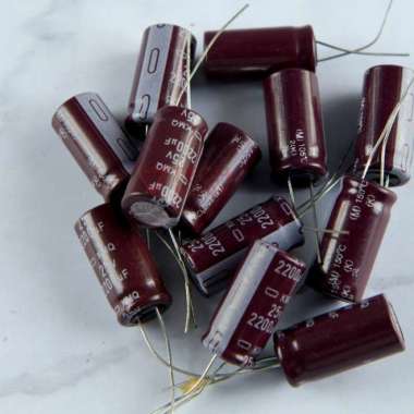 Kapasitor Elco 2200uf - 25v 2200uf25v 2200uf/25v Capacitor