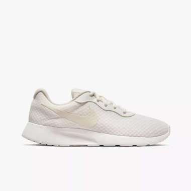 nike tanjun grey trainers