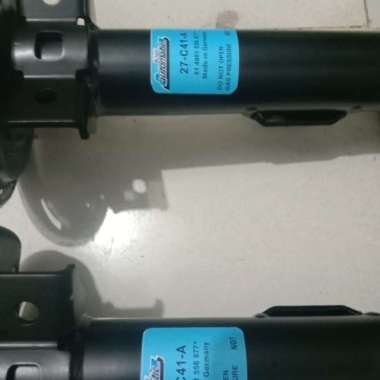 Shock Breaker Depan Mercy C200 W204 C300 C280 C250 Boge
