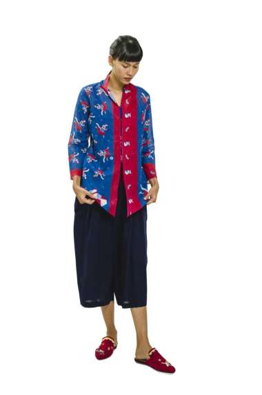 Sejauh Mata Memandang Kebaya Pendek Timun Mas S Biru