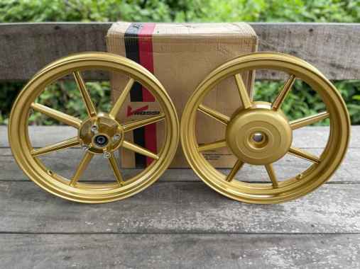 VELG VROSSI VENOM COMET VARIO 125 VARIO 150 UKURAN 185 215 RING 14 GOLD
