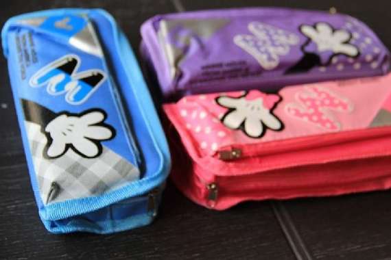 Kotak Pensil Resleting Mickey & Minnie Mouse Disney